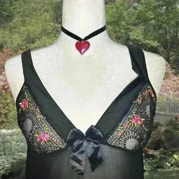 Shirley Of Hollywood Coquette Black Floral Embroidered Slip Size Large - Picture 2 of 9